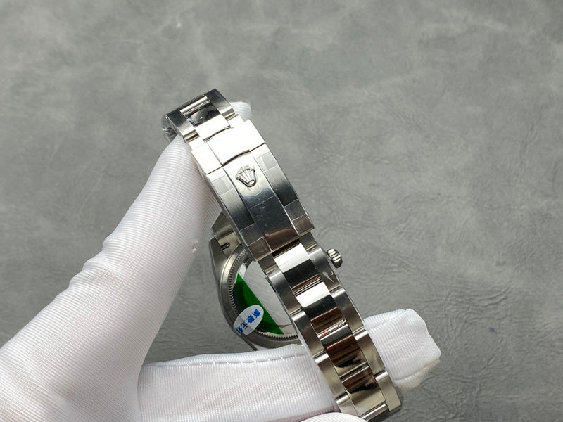 RW65   Women's watch with diamond 31mm