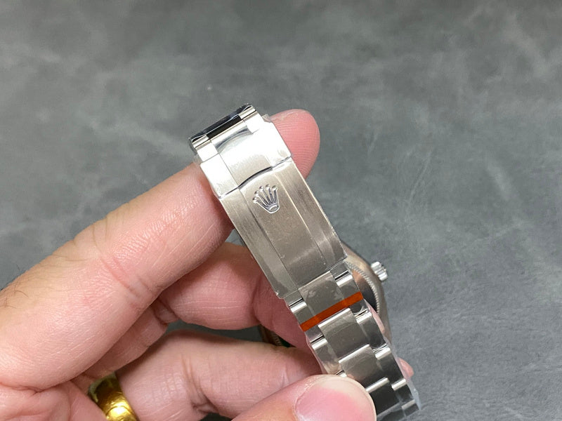 RW64   Women's new fashion watch 31mm